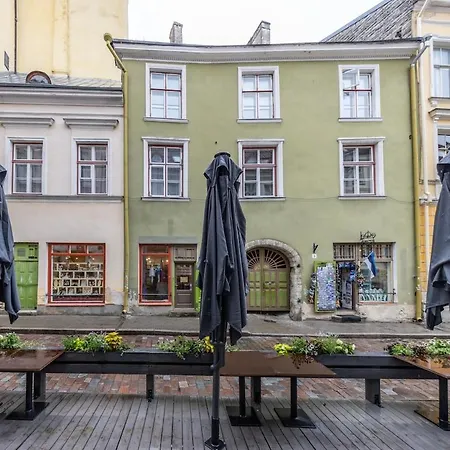 Old Town 74m2 Newly Renovated Lux Furnished Appartement *