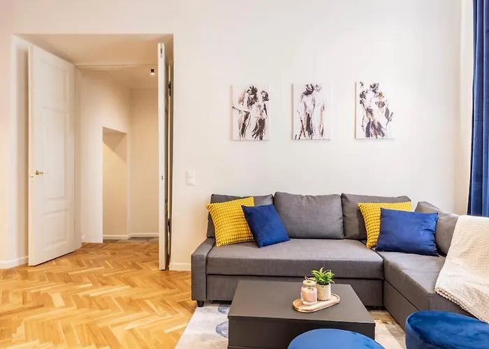 Old Town 74m2 Newly Renovated Lux Furnished