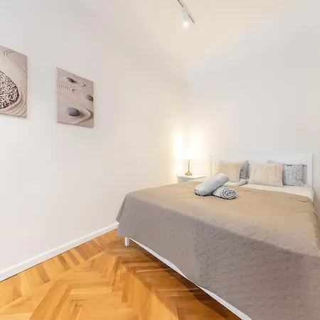 Old Town 74m2 Newly Renovated Lux Furnished * Tallinn